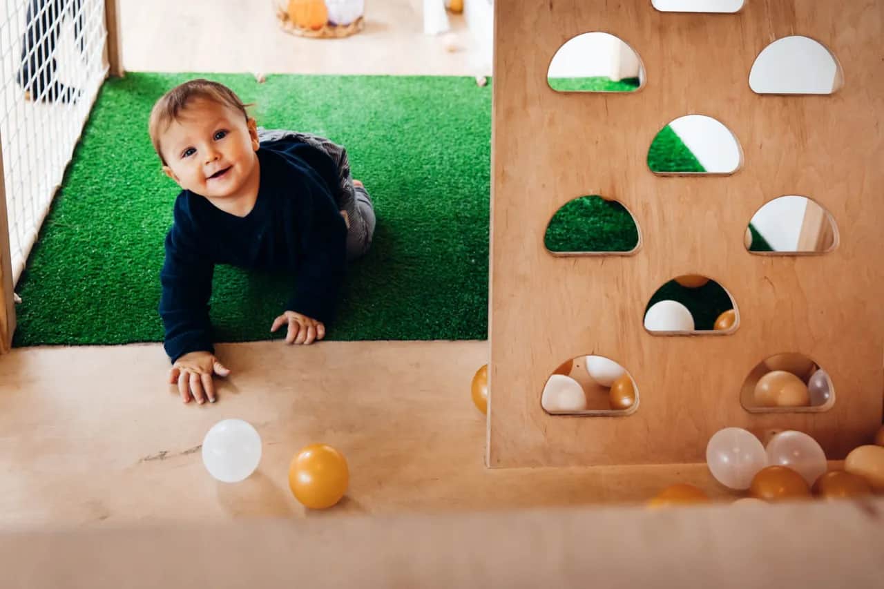 Żłobek niepubliczny: jak wybrać i zyskać dofinansowanie 1500 zł?