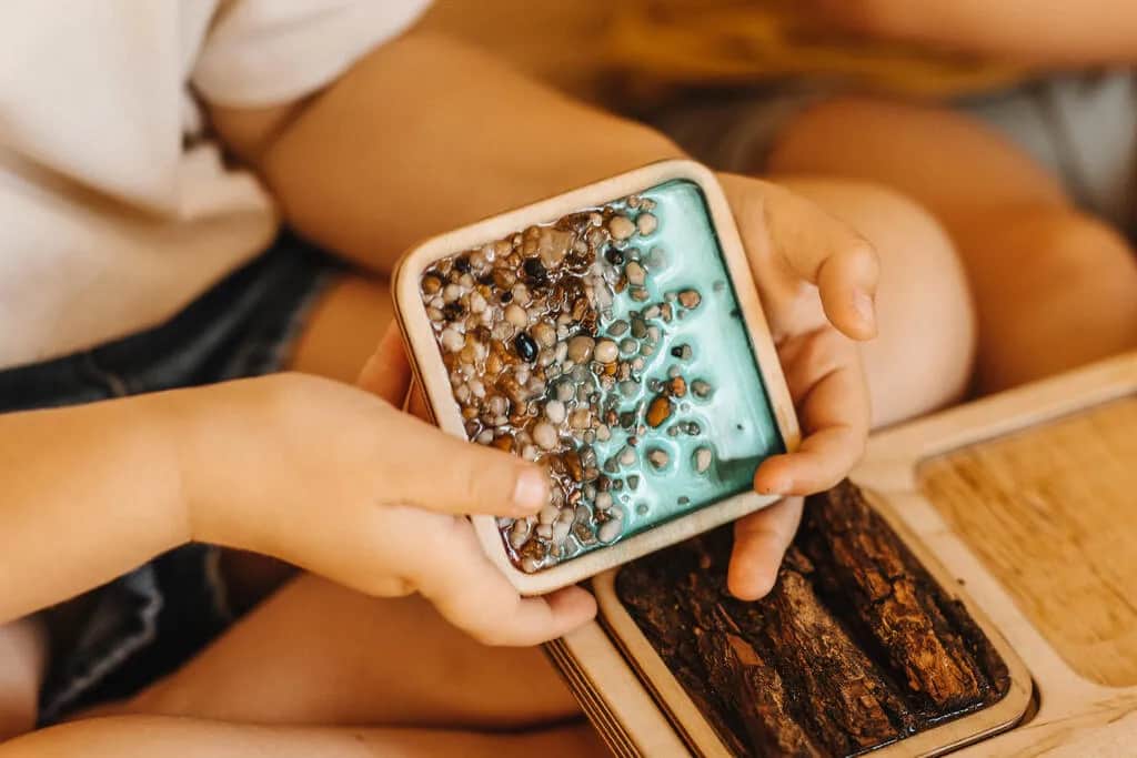 Zabawki sensoryczne dla 3-latka: Klucz do rozwoju i mądrego wyboru